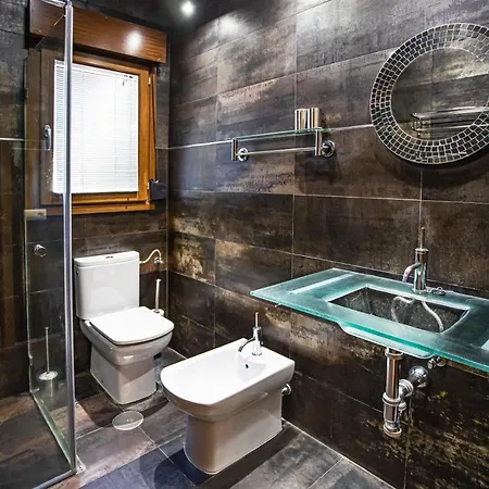 La Casona Encanto Rural - מלון דירות לאנס